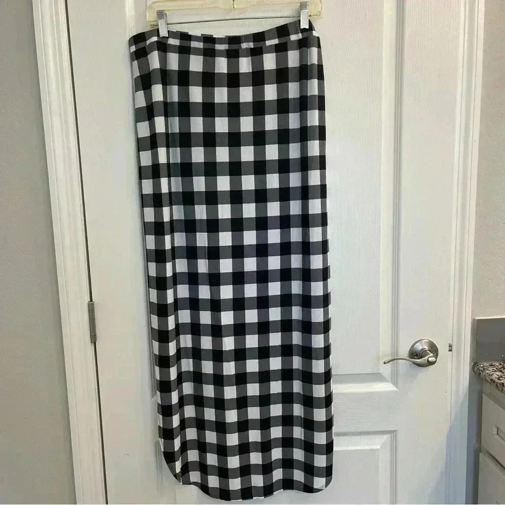 Checkered/Plaid Skirt (Pull On) - Picture 8 of 10